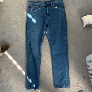 Levi’s medium wash button fly 501 skinny jeans
